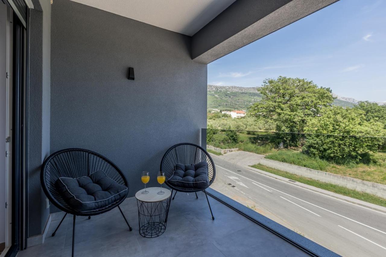 Luxury Apartments Katarina Каштела Экстерьер фото