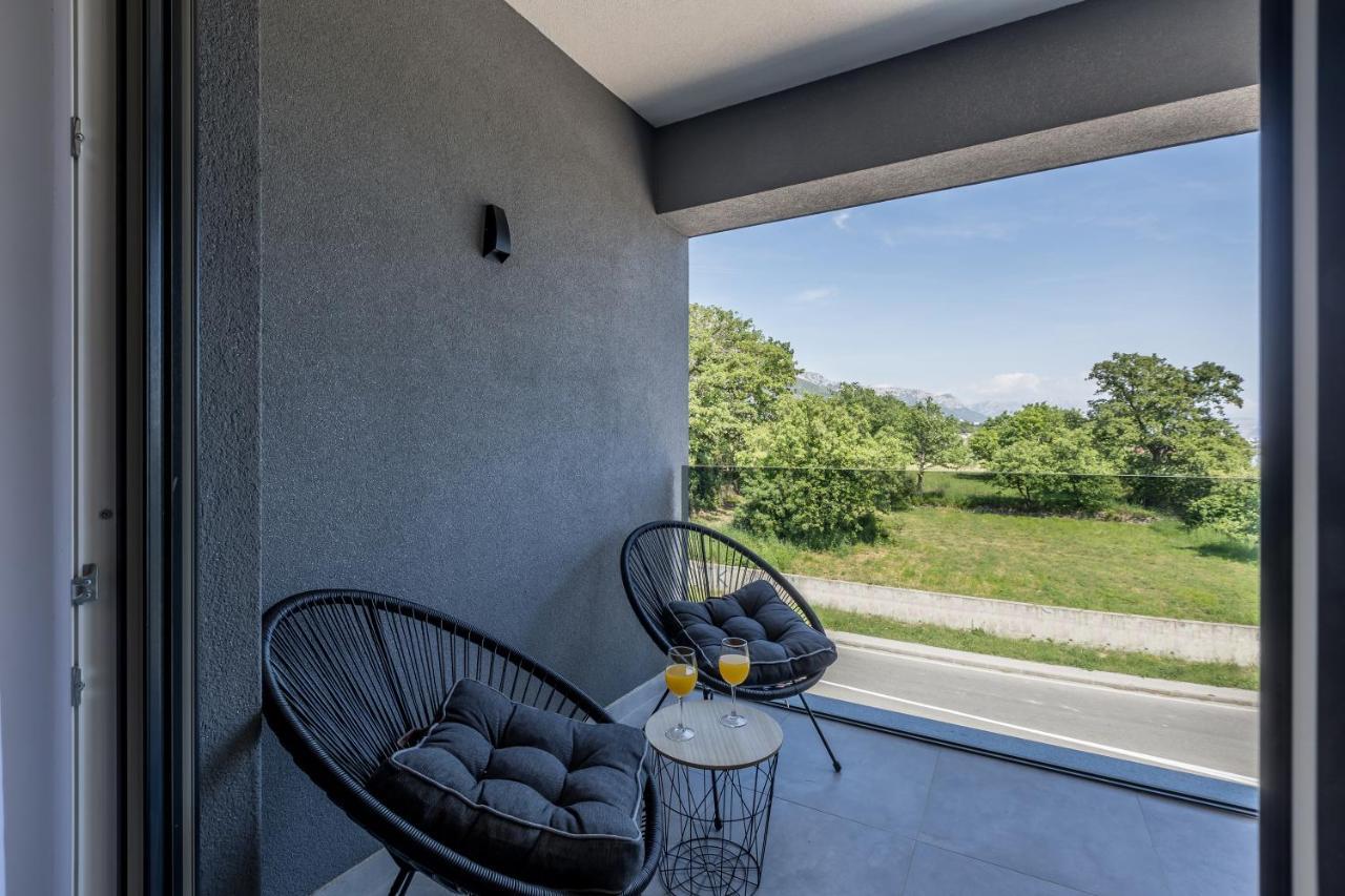 Luxury Apartments Katarina Каштела Экстерьер фото